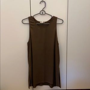 Aritzia Wilfred free knit tank size M